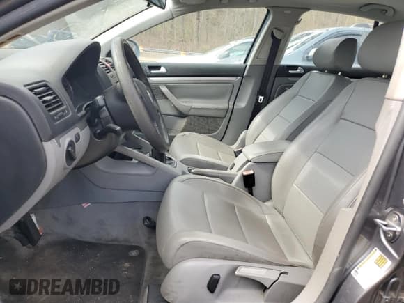 ✅ 2006 Volkswagen Jetta 2.5L • VIN: 3VWRF71K36M714139 • Lot: 51756475. Listed on Copart with 137,165 mi. Free auction sales archive from the USA and detailed vehicle history report at DreamBid. Image 7.