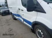 ✅ 2016 Ford Transit Cargo • VIN: 1FTYR2CM6GKA12848 • Lot: 41738033. Listed on IAAI with 164,129 mi. Free auction sales archive from the USA and detailed vehicle history report at DreamBid. Image 6.