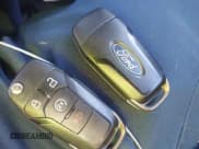 ✅ 2018 Ford F-150 Lariat • VIN: 1FTEW1EG2JKG05367 • Lot: 43691664. Wystawiony na IAAI z przebiegiem 139 014 mil. Bezpłatny archiwum sprzedaży aukcyjnych z USA i szczegółowy raport historii pojazdu na DreamBid. Zdjęcie 11.