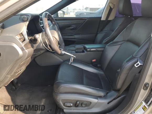 ✅ 2020 Lexus ES 300h • VIN: 58AC21B16LU006468 • Lot: 87726335. Wystawiony na Copart z przebiegiem 265 073 mil. Bezpłatny archiwum sprzedaży aukcyjnych z USA i szczegółowy raport historii pojazdu na DreamBid. Zdjęcie 7.