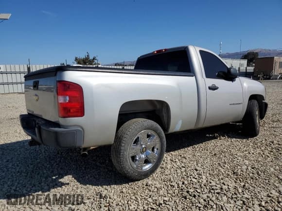 ✅ 2007 Chevrolet Silverado 1500 Work Truck • VIN: 1GCEC14X97Z612357 • Лот: 71553585. Опубликован ранее на Copart с пробегом 182 324 миль. Бесплатный доступ к архиву аукционных продаж из США и подробный отчёт об истории автомобиля на DreamBid. Изображение 3.