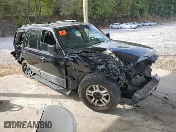 ✅ 2003 Ford Expedition Special Service • VIN: 1FMRU15L73LA14898 • Lot: 82264485. Wystawiony na Copart z przebiegiem Nie podano. Bezpłatny archiwum sprzedaży aukcyjnych z USA i szczegółowy raport historii pojazdu na DreamBid. Zdjęcie 4.