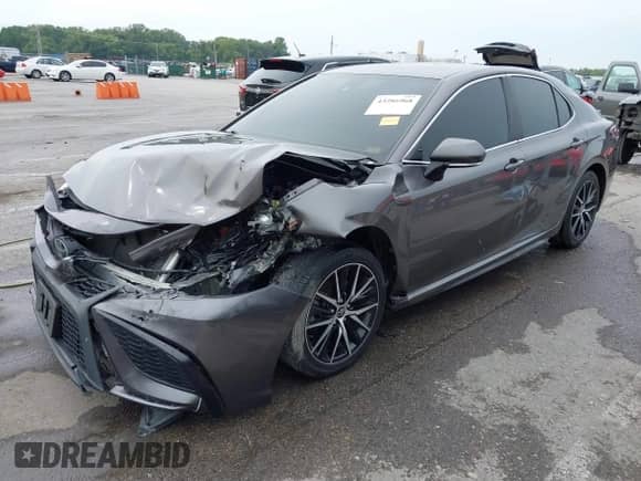 2022 Toyota Camry SE с VIN 4T1G11AK4NU672110, выставлен на аукционе IAAI как лот 43286968 с пробегом 89 232 миль миль и . История ставок и продаж доступна на DreamBid. Изображение 19.