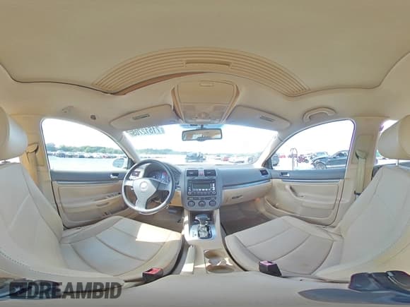 ✅ 2005 Volkswagen Jetta 2.5L • VIN: 3VWSG71KX5M642644 • Лот: 71512705. Опубликован ранее на Copart с пробегом 143 817 миль. Бесплатный доступ к архиву аукционных продаж из США и подробный отчёт об истории автомобиля на DreamBid. Изображение 14.