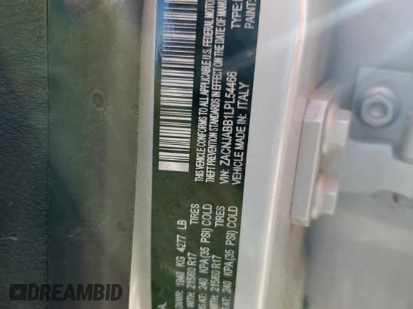 ✅ 2020 Jeep Renegade Latitude • VIN: ZACNJABB1LPL54466 • Lot: 84832575. Wystawiony na Copart z przebiegiem 62 106 mil. Bezpłatny archiwum sprzedaży aukcyjnych z USA i szczegółowy raport historii pojazdu na DreamBid. Zdjęcie 13.