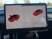 ✅ 2018 Tesla Model 3 Long Range Battery • VIN: 5YJ3E1EB4JF181007 • Lot: 43580607. Wystawiony na IAAI z przebiegiem 109 942 mil. Bezpłatny archiwum sprzedaży aukcyjnych z USA i szczegółowy raport historii pojazdu na DreamBid. Zdjęcie 7.