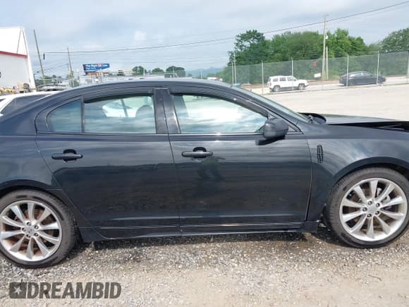 ✅ 2011 Lincoln MKS EcoBoost • VIN: 1LNHL9FT5BG602429 • Лот: 42298548. Опубликован ранее на IAAI с пробегом 115 973 миль. Бесплатный доступ к архиву аукционных продаж из США и подробный отчёт об истории автомобиля на DreamBid. Изображение 14.