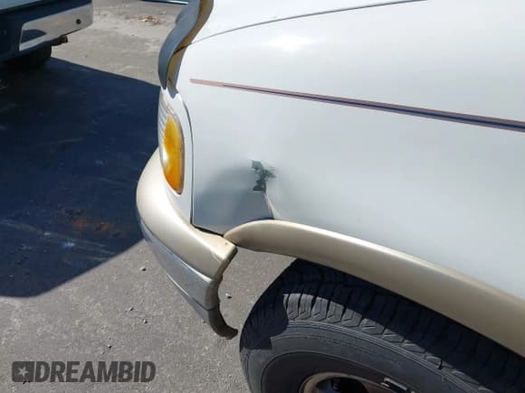 ✅ 1999 Ford F-150 XL • VIN: 2FTRX07W2XCA60118 • Lot: 43705361. Listed on IAAI with 274,573 mi. Free auction sales archive from the USA and detailed vehicle history report at DreamBid. Image 6.