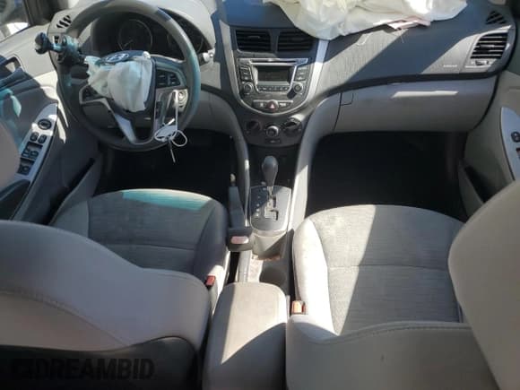 ✅ 2016 Hyundai Accent SE • VIN: KMHCT4AE5GU083686 • Лот: 41925764. Опубликован ранее на Copart с пробегом 62 185 миль. Бесплатный доступ к архиву аукционных продаж из США и подробный отчёт об истории автомобиля на DreamBid. Изображение 8.