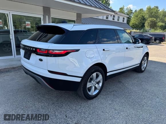 ✅ 2018 Land Rover Range Rover Velar S • VIN: SALYB2RN0JA733550 • Lot: 65464125. Wystawiony na Copart z przebiegiem 112 958 mil. Bezpłatny archiwum sprzedaży aukcyjnych z USA i szczegółowy raport historii pojazdu na DreamBid. Zdjęcie 4.