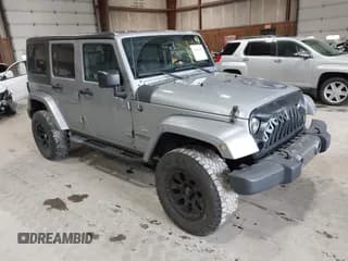 ✅ 2015 Jeep Wrangler Unlimited Sport • VIN: 1C4BJWDG6FL560841 • Lot: 42322086. Wystawiony na IAAI z przebiegiem 99 098 mil. Bezpłatny archiwum sprzedaży aukcyjnych z USA i szczegółowy raport historii pojazdu na DreamBid. Zdjęcie 1.