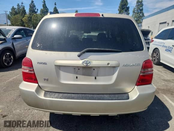 2001 Toyota Highlander с VIN JTEGF21A310007070, выставлен на аукционе Copart как лот 69781195 с пробегом 188 074 миль миль и На запчасти • Non repairable. История ставок и продаж доступна на DreamBid. Изображение 6.