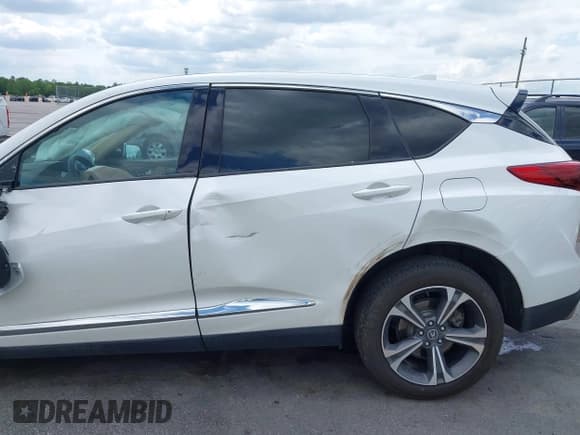 ✅ 2022 Acura RDX Advance • VIN: 5J8TC2H72NL009713 • Lot: 42155331. Wystawiony na IAAI z przebiegiem 35 269 mil. Bezpłatny archiwum sprzedaży aukcyjnych z USA i szczegółowy raport historii pojazdu na DreamBid. Zdjęcie 19.