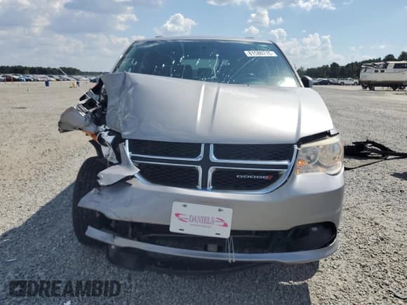 ✅ 2017 Dodge Grand Caravan SXT • VIN: 2C7WDGCG6HR630612 • Lot: 81580715. Wystawiony na Copart z przebiegiem 207 530 mil. Bezpłatny archiwum sprzedaży aukcyjnych z USA i szczegółowy raport historii pojazdu na DreamBid. Zdjęcie 5.