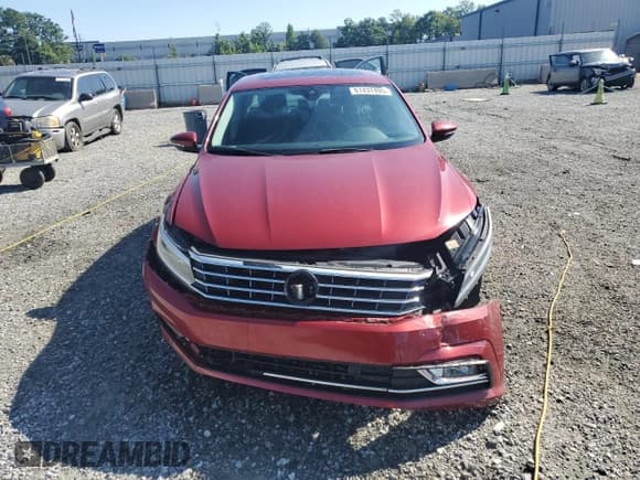 ✅ 2016 Volkswagen Passat SEL Premium • VIN: 1VWCM7A37GC061192 • Lot: 61437495. Listed on Copart with 95,168 mi. Free auction sales archive from the USA and detailed vehicle history report at DreamBid. Image 5.