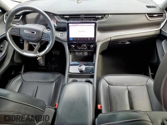 ✅ 2023 Jeep Grand Cherokee Limited • VIN: 1C4RJGBG0P8883830 • Лот: 86801365. Опубликован ранее на Copart с пробегом 45 642 миль. Бесплатный доступ к архиву аукционных продаж из США и подробный отчёт об истории автомобиля на DreamBid. Изображение 8.