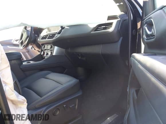 2024 Chevrolet Suburban LT z VIN 1GNSCCKD4RR392675, wystawiony jako IAAI lot #41424825 z przebiegiem 6 538 mil mil oraz . Historia ofert i sprzedaży dostępna na DreamBid. Obrazek 5.