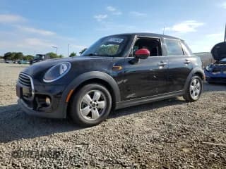 ✅ 2019 MINI Hardtop 4 Door Cooper • VIN: WMWXU1C53K2H74122 • Лот: 71718245. Опубликован ранее на Copart с пробегом 75 821 миль. Бесплатный доступ к архиву аукционных продаж из США и подробный отчёт об истории автомобиля на DreamBid. Изображение 1.