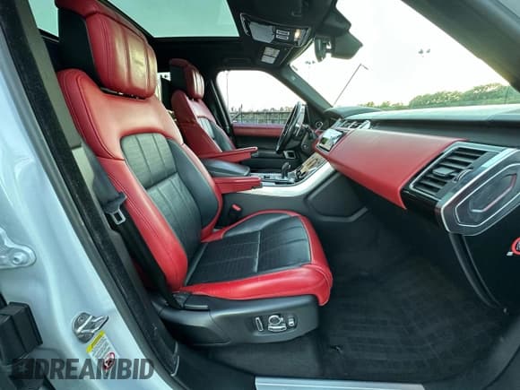 ✅ 2019 Land Rover Range Rover Sport HSE Dynamic • VIN: SALWV2SV0KA816387 • Lot: 82137195. Listed on Copart with 127,944 mi. Free auction sales archive from the USA and detailed vehicle history report at DreamBid. Image 5.