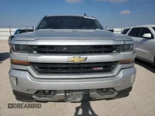 ✅ 2017 Chevrolet Silverado 1500 LT • VIN: 3GCUKREC9HG204581 • Лот: 58084534. Опубликован ранее на Copart с пробегом 231 013 миль. Бесплатный доступ к архиву аукционных продаж из США и подробный отчёт об истории автомобиля на DreamBid. Изображение 5.