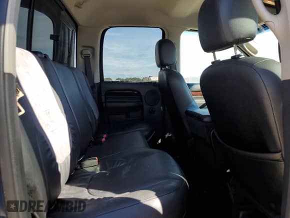 2003 Dodge 1500 ST z VIN 1D7HU18D23J594406, wystawiony jako Copart lot #73887644 z przebiegiem 82 521 mil mil oraz Szkoda całkowita • Salvage title. Historia ofert i sprzedaży dostępna na DreamBid. Obrazek 10.