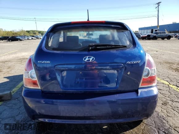 ✅ 2010 Hyundai Accent GS • VIN: KMHCM3AC0AU169338 • Lot: 85682435. Listed on Copart with 168,619 mi. Free auction sales archive from the USA and detailed vehicle history report at DreamBid. Image 6.
