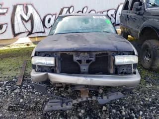 ✅ 2002 Chevrolet S-10 LS • VIN: 1GCCS19W928262091 • Лот: 42202725. Опубликован ранее на Copart с пробегом Не указан. Бесплатный доступ к архиву аукционных продаж из США и подробный отчёт об истории автомобиля на DreamBid. Изображение 5.