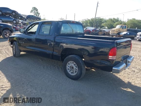 ✅ 2000 Dodge Dakota Sport • VIN: 1B7GL2AN2YS776819 • Lot: 42066658. Wystawiony na IAAI z przebiegiem 250 880 mil. Bezpłatny archiwum sprzedaży aukcyjnych z USA i szczegółowy raport historii pojazdu na DreamBid. Zdjęcie 3.
