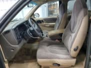 ✅ 1997 Dodge Dakota • VIN: 1B7GL23X6VS120925 • Lot: 81242474. Wystawiony na Copart z przebiegiem 190 295 mil. Bezpłatny archiwum sprzedaży aukcyjnych z USA i szczegółowy raport historii pojazdu na DreamBid. Zdjęcie 7.