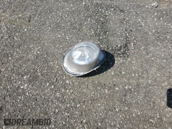 ✅ 2016 Hyundai Veloster Turbo R-Spec • VIN: KMHTC6AE1GU274856 • Lot: 68866575. Wystawiony na Copart z przebiegiem 104 890 mil. Bezpłatny archiwum sprzedaży aukcyjnych z USA i szczegółowy raport historii pojazdu na DreamBid. Zdjęcie 12.