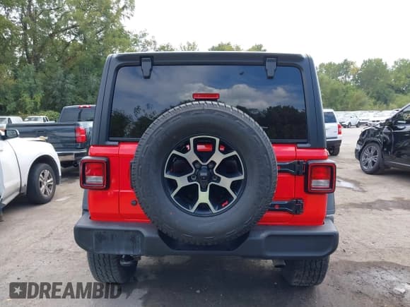 ✅ 2019 Jeep Wrangler Unlimited Sport S • VIN: 1C4HJXDN5KW634726 • Lot: 43229188. Wystawiony na IAAI z przebiegiem 98 032 mil. Bezpłatny archiwum sprzedaży aukcyjnych z USA i szczegółowy raport historii pojazdu na DreamBid. Zdjęcie 16.