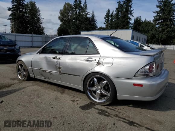 ✅ 2001 Lexus IS 300/350 • VIN: JTHBD182510017448 • Lot: 82225225. Listed on Copart with Not provided. Free auction sales archive from the USA and detailed vehicle history report at DreamBid. Image 2.