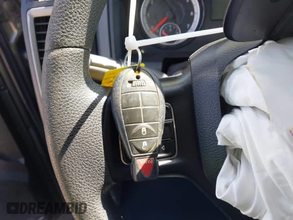 ✅ 2020 Ram 1500 Tradesman • VIN: 1C6RR6FG7LS153348 • Lot: 41977543. Listed on IAAI with 69,604 mi. Free auction sales archive from the USA and detailed vehicle history report at DreamBid. Image 11.