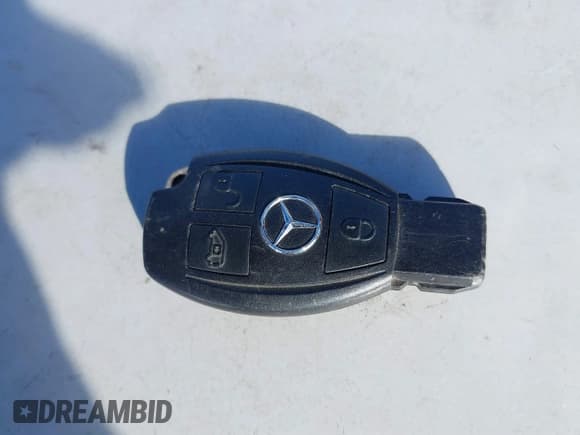 ✅ 2019 Mercedes-Benz Metris Passenger • VIN: WD4PG2EE3K3523210 • Lot: 41690328. Wystawiony na IAAI z przebiegiem 57 748 mil. Bezpłatny archiwum sprzedaży aukcyjnych z USA i szczegółowy raport historii pojazdu na DreamBid. Zdjęcie 11.