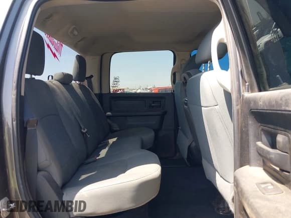 ✅ 2015 Ram 2500 Tradesman • VIN: 3C6UR5CJ8FG558537 • Lot: 42520286. Wystawiony na IAAI z przebiegiem 150 255 mil. Bezpłatny archiwum sprzedaży aukcyjnych z USA i szczegółowy raport historii pojazdu na DreamBid. Zdjęcie 8.