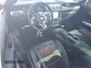 ✅ 2019 Ford Mustang GT Premium • VIN: 1FA6P8CF5K5199353 • Lot: 92352645. Wystawiony na Copart z przebiegiem 60 636 mil. Bezpłatny archiwum sprzedaży aukcyjnych z USA i szczegółowy raport historii pojazdu na DreamBid. Zdjęcie 8.