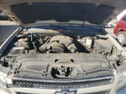 ✅ 2007 Chevrolet Suburban LT • VIN: 3GNFC16077G315275 • Lot: 90644885. Wystawiony na Copart z przebiegiem 211 773 mil. Bezpłatny archiwum sprzedaży aukcyjnych z USA i szczegółowy raport historii pojazdu na DreamBid. Zdjęcie 12.