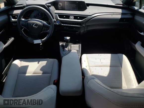 ✅ 2019 Lexus UX 250h • VIN: JTHU9JBH7K2013043 • Lot: 67925045. Listed on Copart with 24,836 mi. Free auction sales archive from the USA and detailed vehicle history report at DreamBid. Image 8.