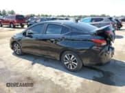 ✅ 2021 Nissan Versa SV • VIN: 3N1CN8EV4ML841798 • Лот: 63408925. Опубликован ранее на Copart с пробегом 102 331 миль. Бесплатный доступ к архиву аукционных продаж из США и подробный отчёт об истории автомобиля на DreamBid. Изображение 2.