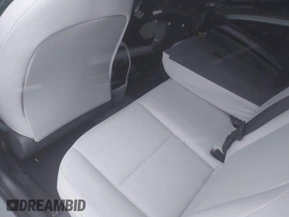 2024 Hyundai Kona SEL with VIN KM8HBCAB9RU053988, listed as a IAAI auction lot 41257182 with 11,460 mi miles and . Bid and sale history available at DreamBid. Image 8.