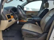✅ 2014 Nissan Armada Platinum • VIN: 5N1BA0NF0EN609842 • Лот: 89656855. Опубликован ранее на Copart с пробегом 164 255 миль. Бесплатный доступ к архиву аукционных продаж из США и подробный отчёт об истории автомобиля на DreamBid. Изображение 7.