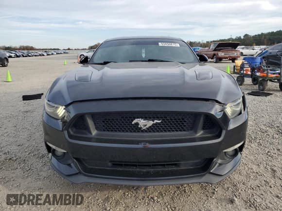 ✅ 2017 Ford Mustang GT Premium • VIN: 1FA6P8CF3H5207913 • Lot: 93450815. Wystawiony na Copart z przebiegiem 122 747 mil. Bezpłatny archiwum sprzedaży aukcyjnych z USA i szczegółowy raport historii pojazdu na DreamBid. Zdjęcie 5.