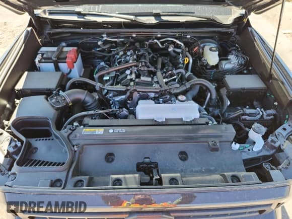 ✅ 2025 Toyota 4Runner SR5 • VIN: JTEVA5BR7S5017259 • Lot: 69265665. Wystawiony na Copart z przebiegiem 5 756 mil. Bezpłatny archiwum sprzedaży aukcyjnych z USA i szczegółowy raport historii pojazdu na DreamBid. Zdjęcie 12.