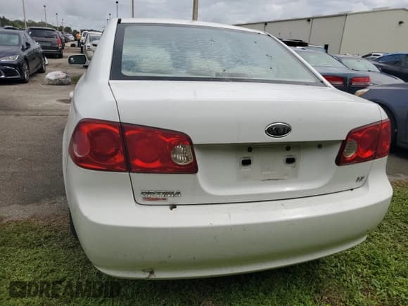 ✅ 2008 Kia Optima LX • VIN: KNAGE123785166685 • Лот: 74295934. Опубликован ранее на Copart с пробегом Не указан. Бесплатный доступ к архиву аукционных продаж из США и подробный отчёт об истории автомобиля на DreamBid. Изображение 6.