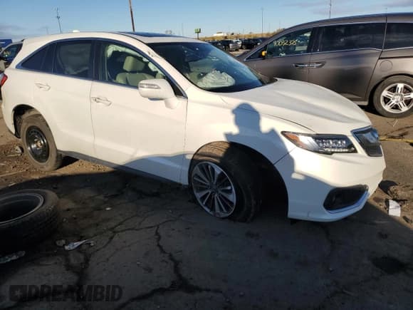 ✅ 2016 Acura RDX Advance • VIN: 5J8TB4H70GL000655 • Lot: 89831335. Wystawiony na Copart z przebiegiem 59 385 mil. Bezpłatny archiwum sprzedaży aukcyjnych z USA i szczegółowy raport historii pojazdu na DreamBid. Zdjęcie 4.