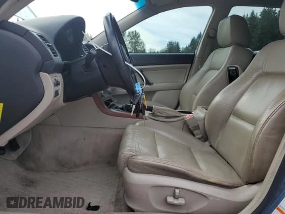 ✅ 2006 Subaru Legacy Outback Limited • VIN: 4S4BP62C666362897 • Лот: 84979055. Опубликован ранее на Copart с пробегом 173 271 миль. Бесплатный доступ к архиву аукционных продаж из США и подробный отчёт об истории автомобиля на DreamBid. Изображение 7.