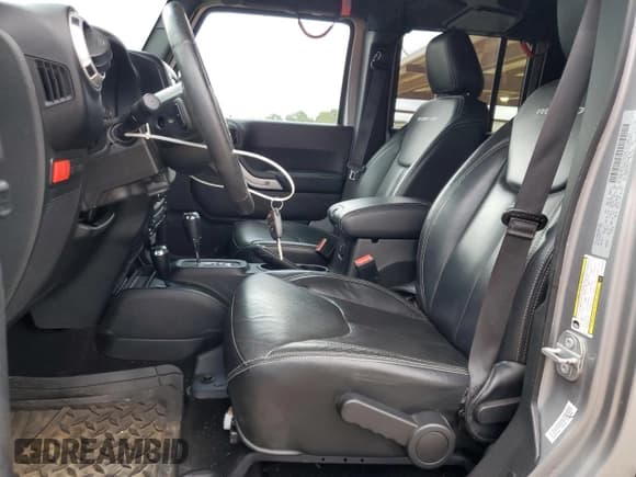 ✅ 2017 Jeep Wrangler Unlimited Rubicon • VIN: 1C4HJWFG9HL578146 • Lot: 60255635. Listed on Copart with 103,592 mi. Free auction sales archive from the USA and detailed vehicle history report at DreamBid. Image 7.
