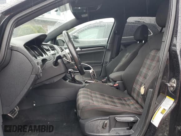 ✅ 2015 Volkswagen Golf GTI S • VIN: 3VW4T7AUXFM003316 • Lot: 91528985. Listed on Copart with 119,170 mi. Free auction sales archive from the USA and detailed vehicle history report at DreamBid. Image 7.