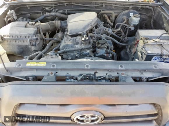 ✅ 2010 Toyota Tacoma • VIN: 5TETX4CN4AZ714156 • Lot: 81470115. Wystawiony na Copart z przebiegiem 117 246 mil. Bezpłatny archiwum sprzedaży aukcyjnych z USA i szczegółowy raport historii pojazdu na DreamBid. Zdjęcie 11.