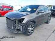 ✅ 2018 Mitsubishi Outlander ES • VIN: JA4AP3AU9JZ001593 • Lot: 43475982. Listed on IAAI with 125,807 mi. Free auction sales archive from the USA and detailed vehicle history report at DreamBid. Image 2.